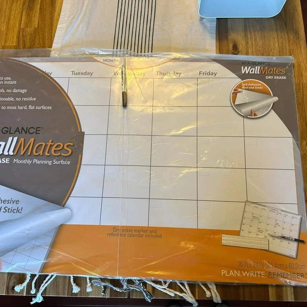 AT-A-GLANCE WallMates Dry Erase Monthly Planner